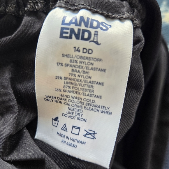 Lands End Tankini Top - Picture 5 of 5